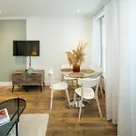 N19 Southkensington-Museums-Hydepark-Caffe